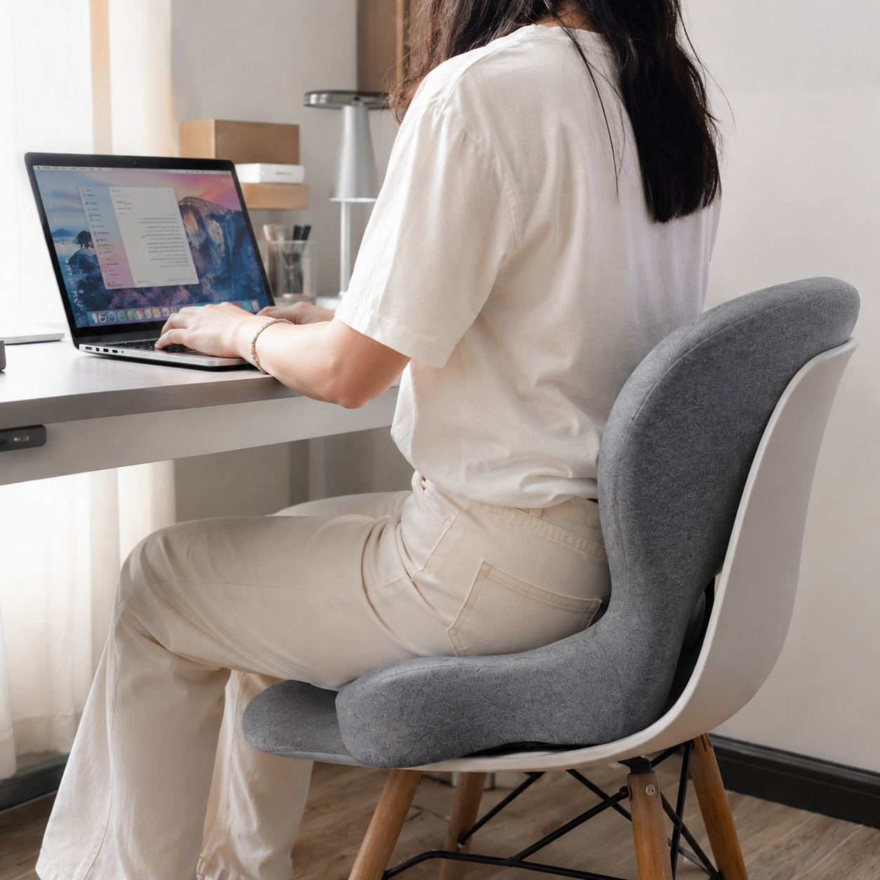 Veyora™ — Ergonomic Memory Foam Backrest